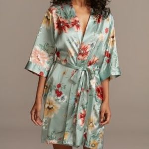 DB Studio Floral Wrap Robe